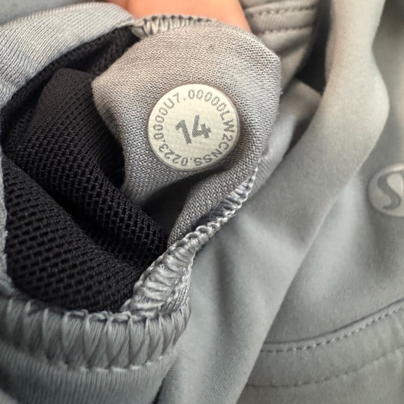 Lululemon Wunder Train Longline Bra *Medium Support, C/D
Cup in Chambray - Picture 4 of 6